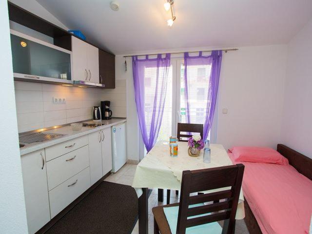 Apartmani Dana Makarska Exterior foto